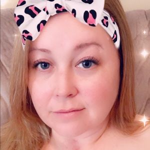 Meet your Posher, Charity